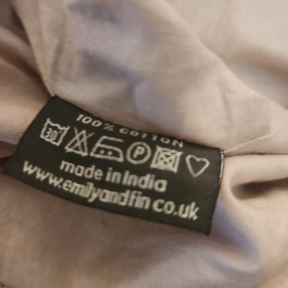 Emily and Fin size Small pale purple/pink dress with flower print, cap sleeve - Picture 2 of 14